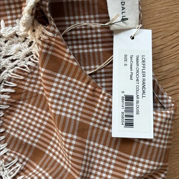 Checked Lace-Trim Puff Sleeve Top - Tan - Picture 2 of 8